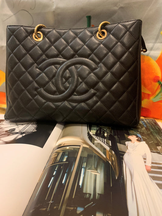 Chanel Grand Shopping Tote ( GST ) Caviar leather