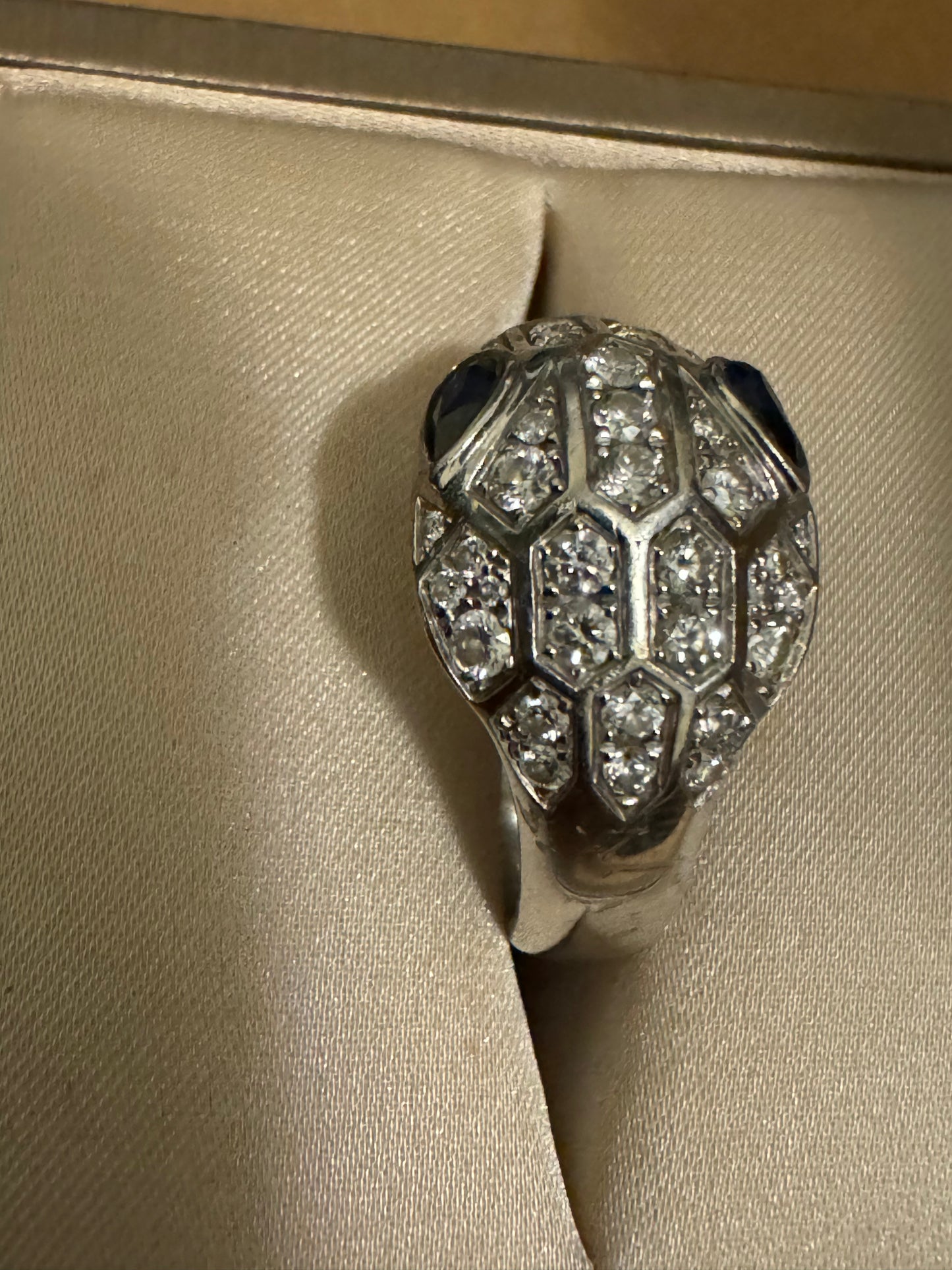 Bvlgari Serpenti Seduttori Diamond and Sapphire 18k White Gold ring