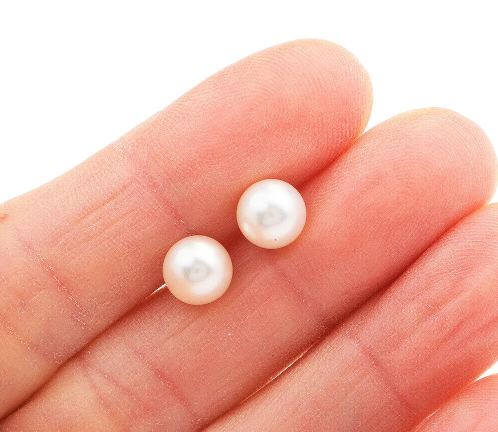 Mikimoto Pearl 18k Yellow Gold Stud Earrings