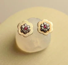 Vintage 14K Yellow Gold Diamond Ruby stud Earrings