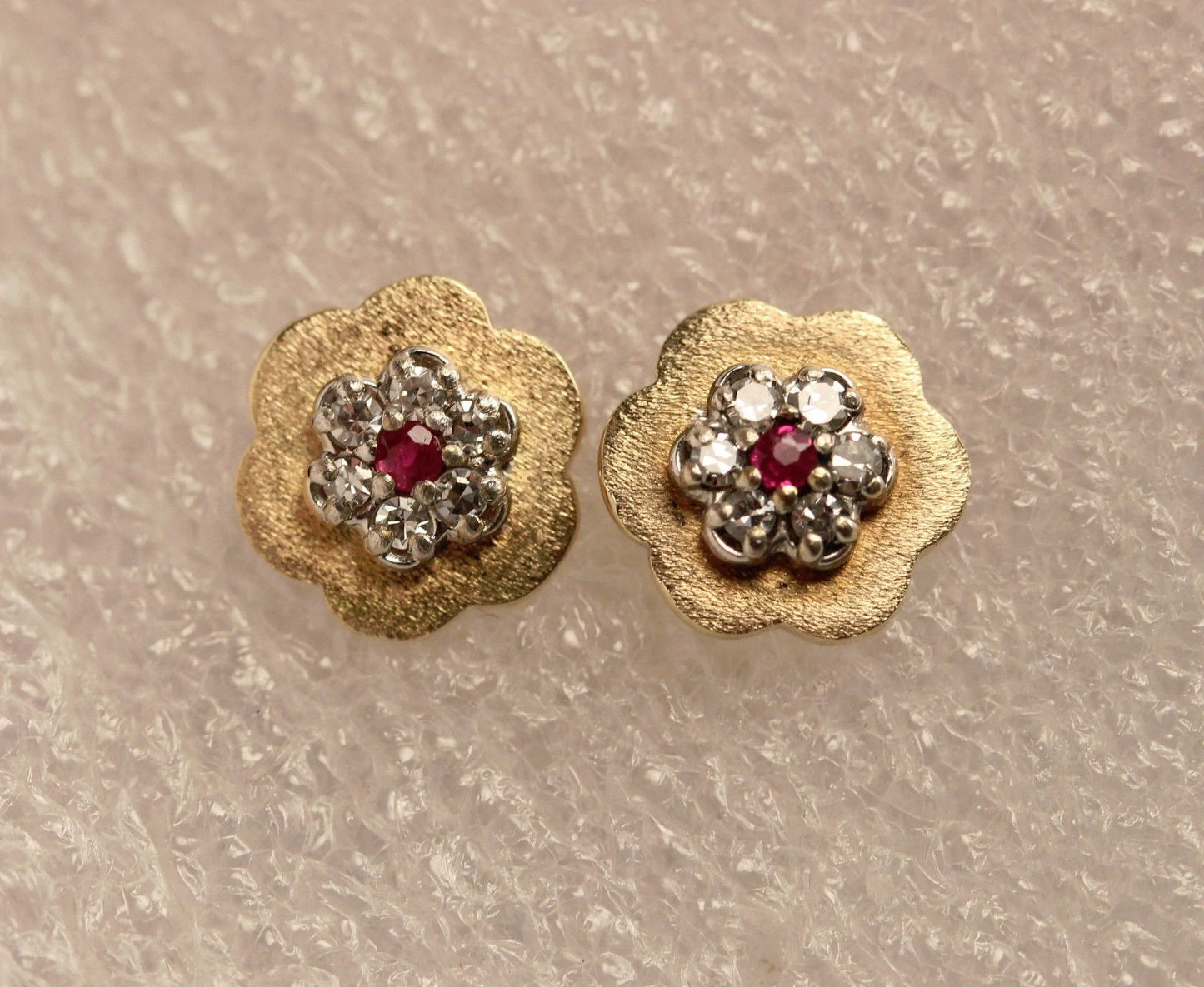 Vintage 14K Yellow Gold Diamond Ruby stud Earrings