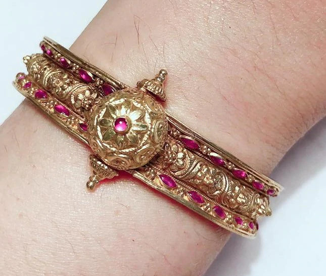 Indian Bridal Jewelry / Temple Jewelry Gold Bangle