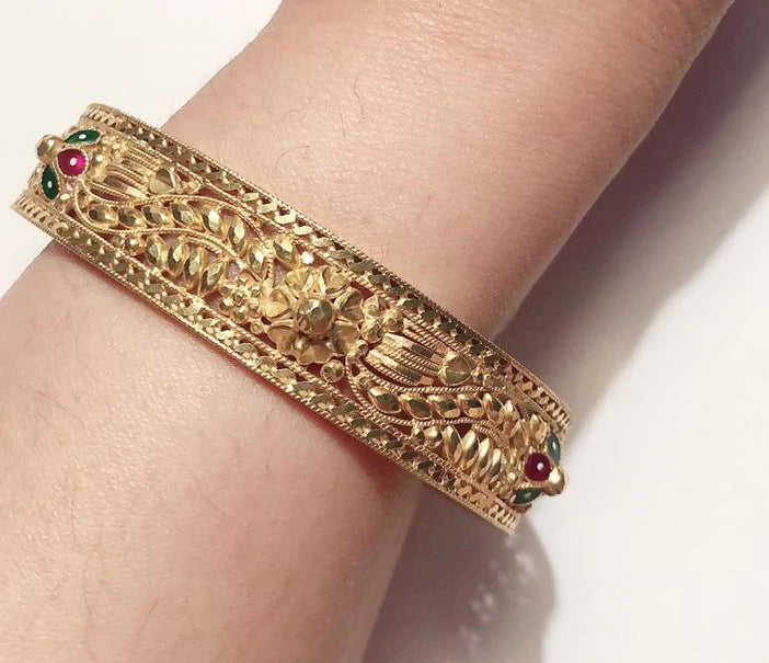 Indian Bridal Jewelry / Temple Jewelry Gold Bangle