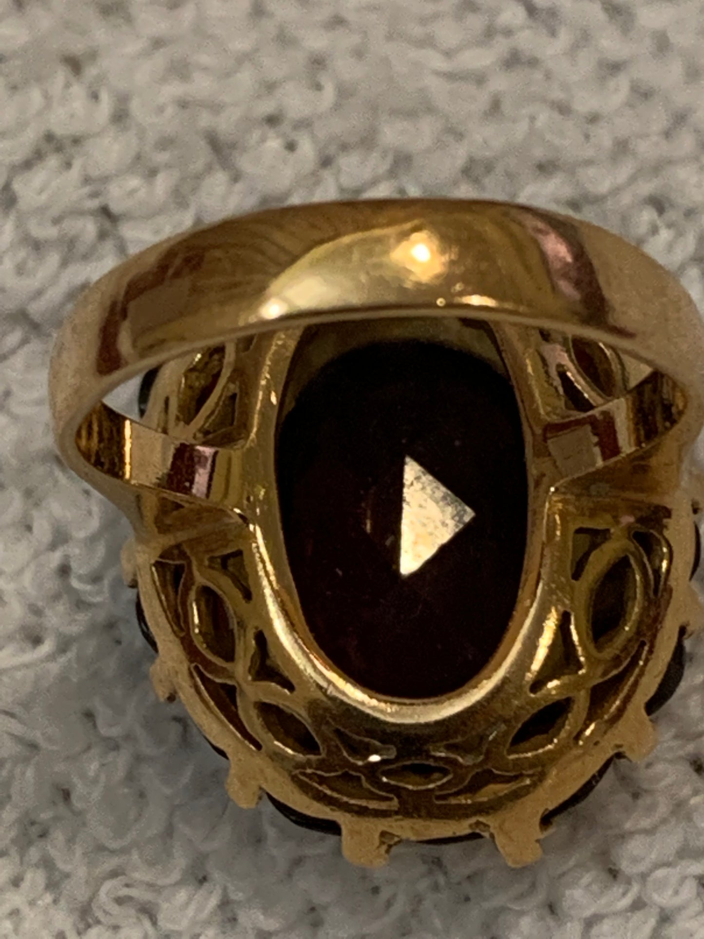 Vintage 14k Gold Garnet Huge 8.80 tcw approx Filigree Art Deco Ring size 5.75