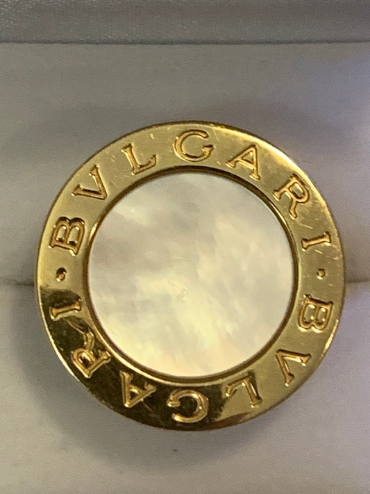 Bvlgari Signature Mother of Pearl 18K Yellow Gold Split Shank Ring