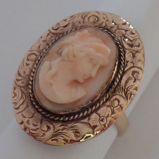 Antique Edwardian Engraved 14K Gold Carved Angel Skin Coral Cameo Ring