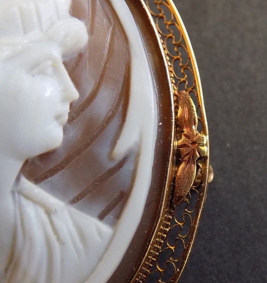 Antique 10k Cameo Gold Brooch 9.05g