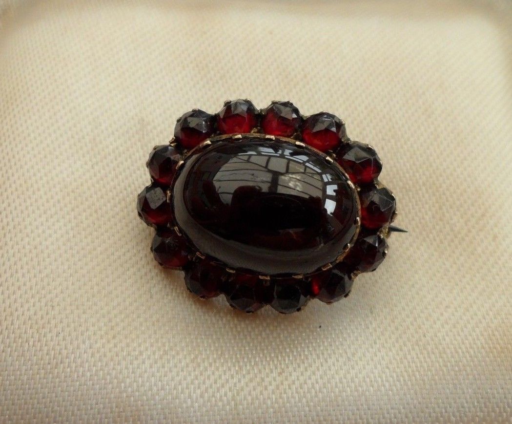 Antique Georgian Cabochon and Rose Cut Garnet Brooch Pin Closed Back