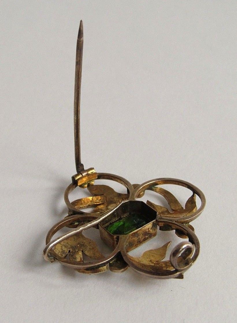 Regency brooch/pendant, 15 carat Gold & Pearl circa 1820 Green Stone