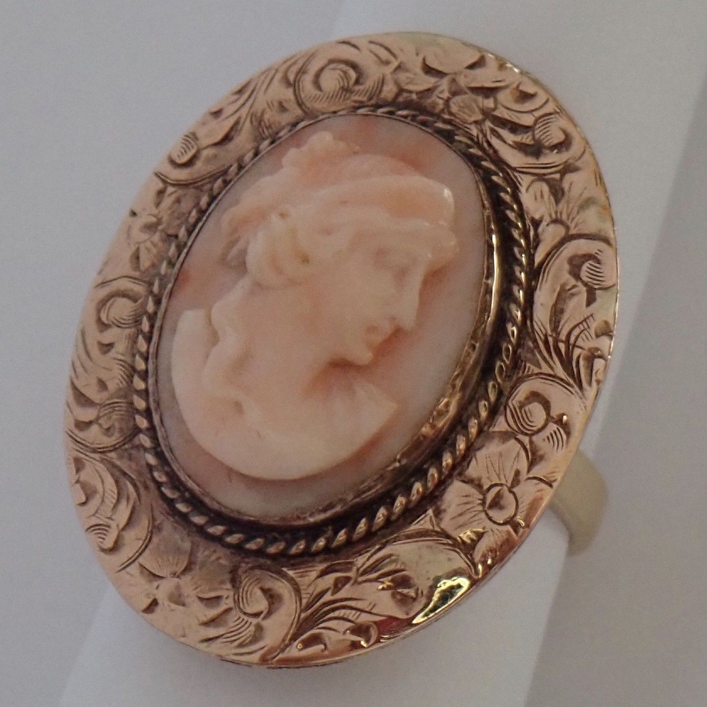 Antique Edwardian Engraved 14K Gold Carved Angel Skin Coral Cameo Ring