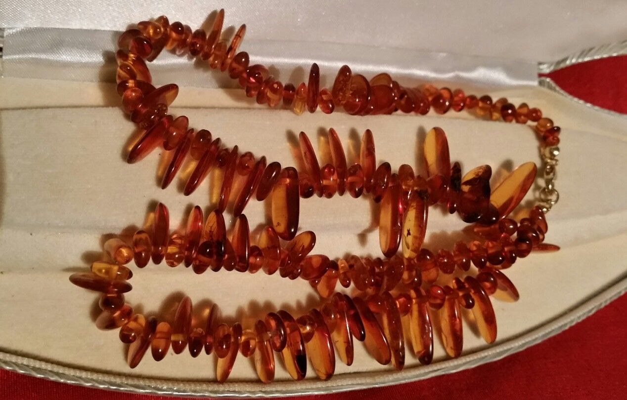 Vintage Jewelry Lovely Amber Natural Baltic Necklace